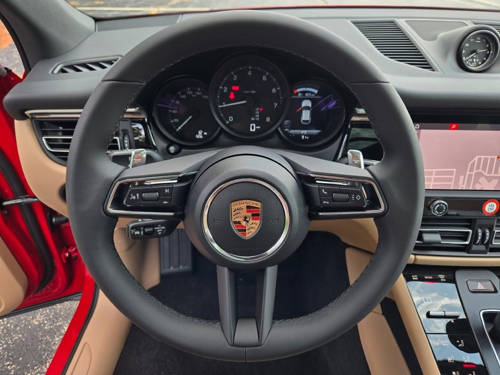 New 2026 Porsche Macan image 31