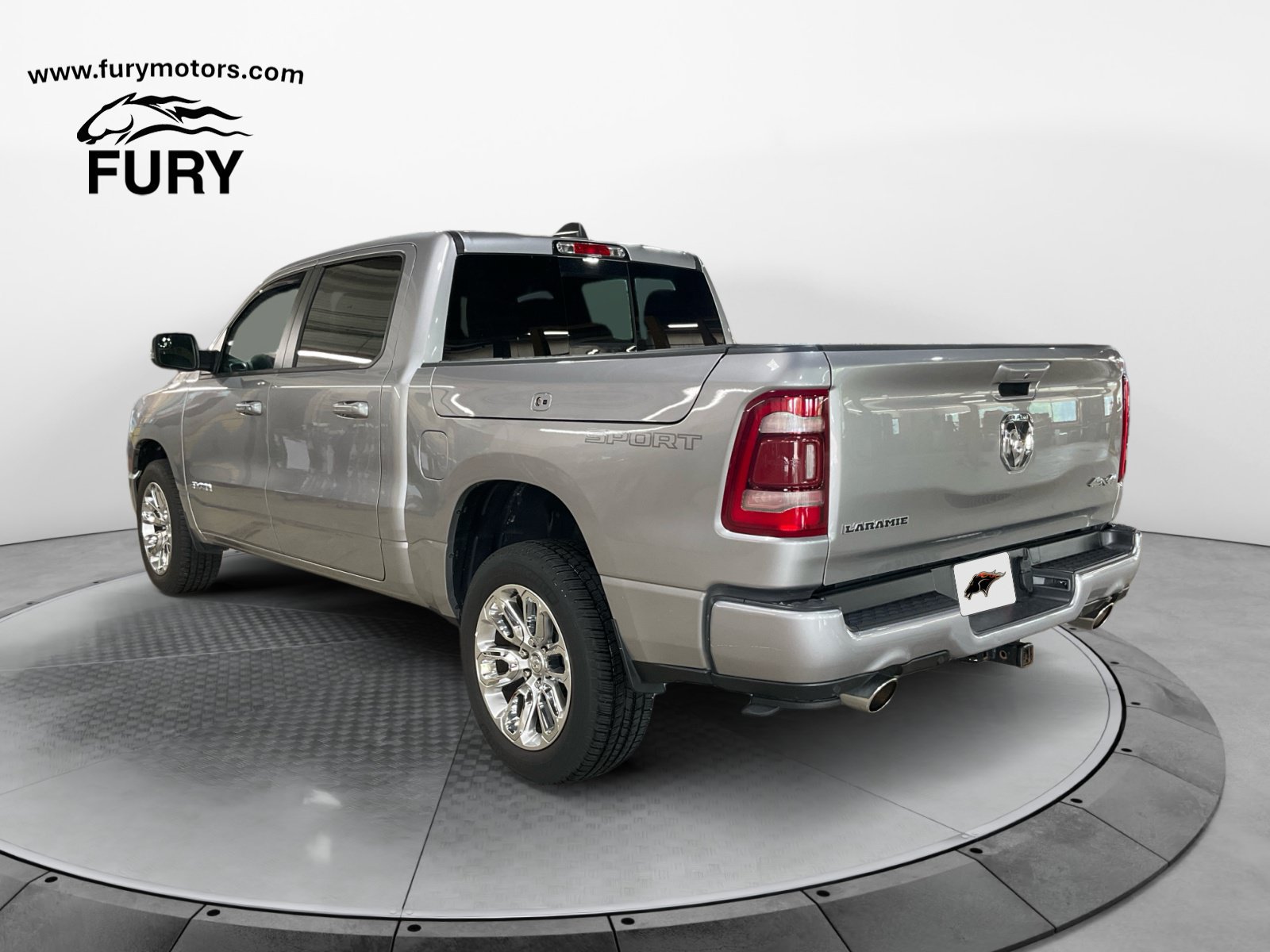 Used 2023 RAM 1500 Laramie AWD/4WD image 6