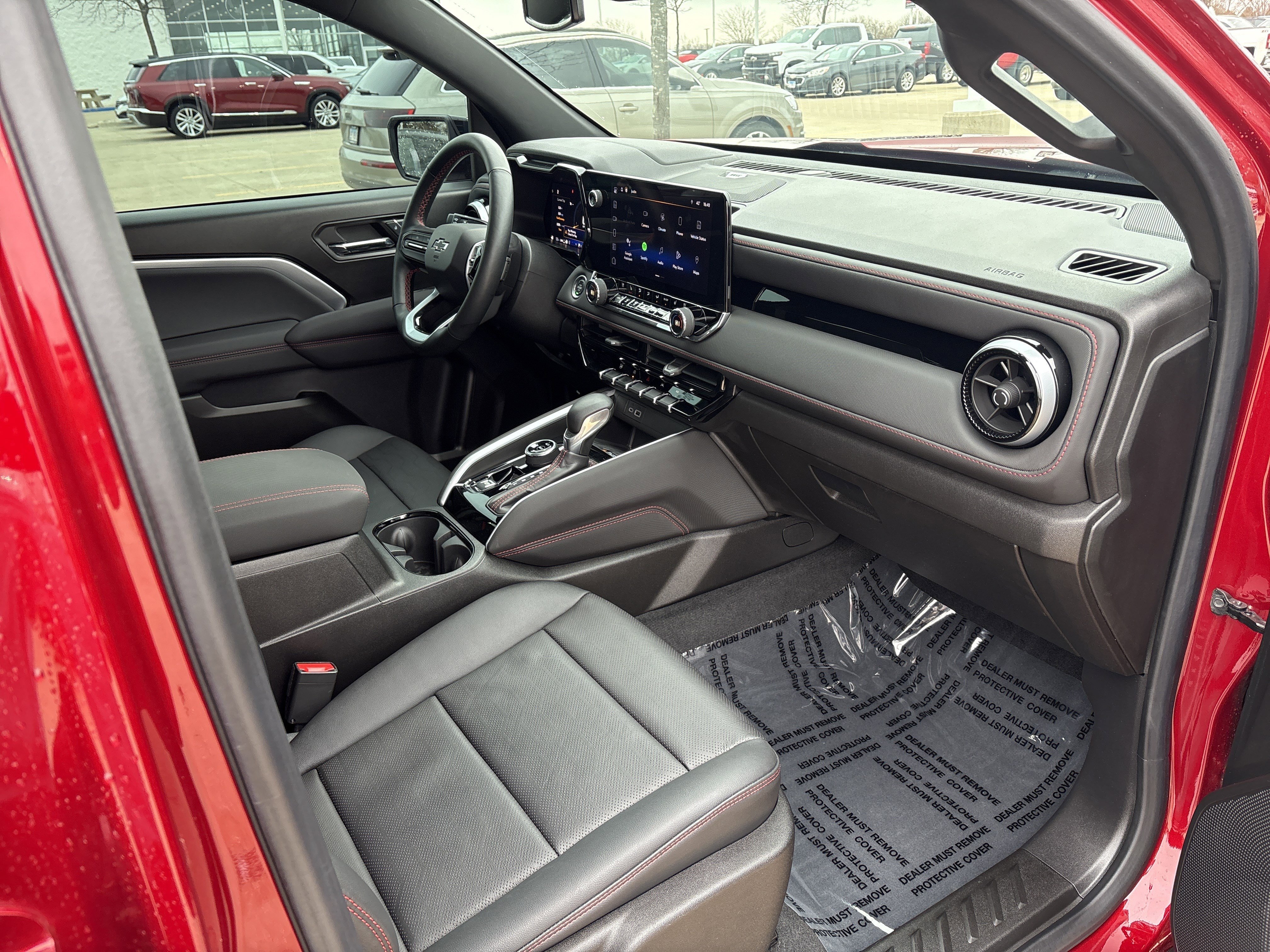 Used 2024 Chevrolet Colorado Z71 w/ Z71 Convenience Package 2 AWD/4WD image 15