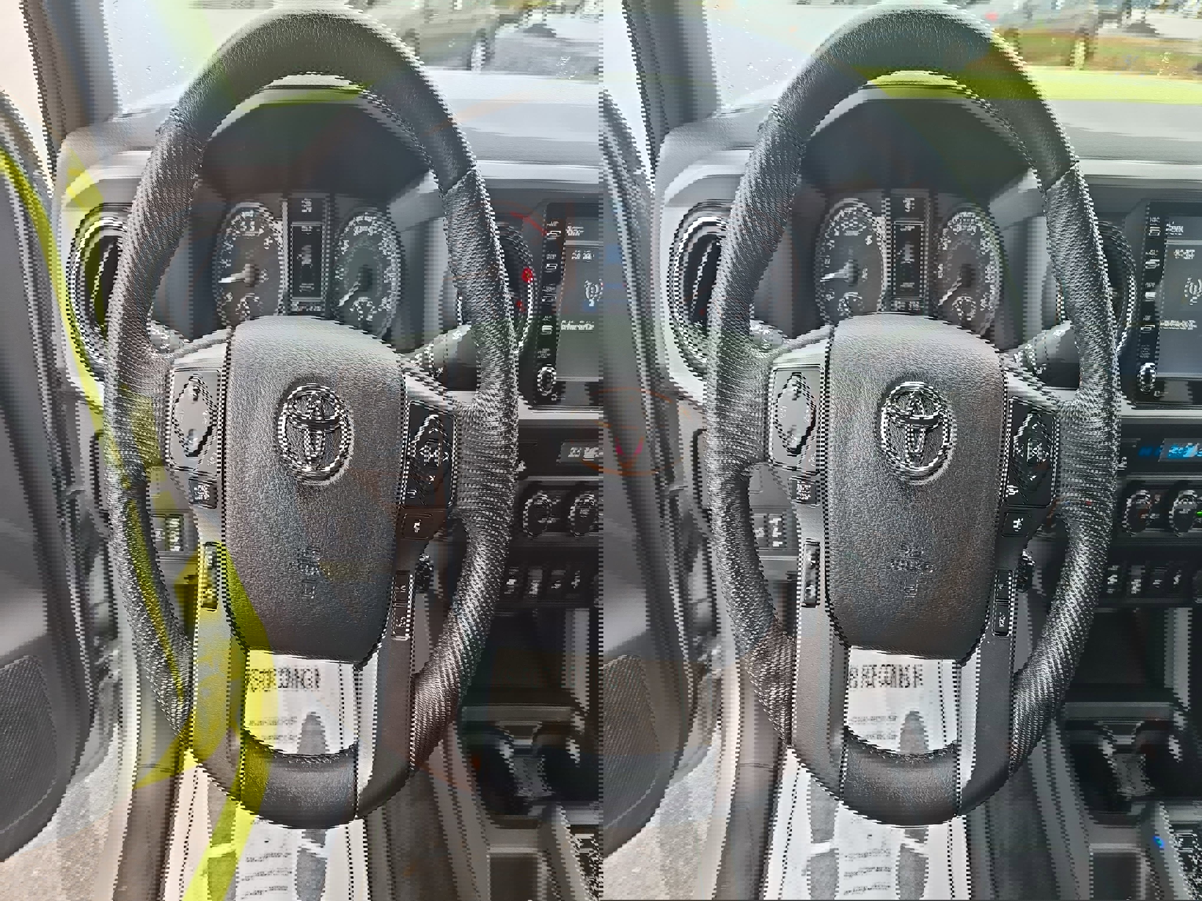 Used 2023 Toyota Tacoma TRD Off-Road w/ Technology Package image 17