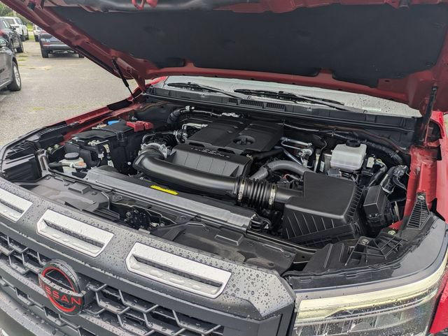 Used 2025 Nissan Frontier PRO-4X AWD/4WD image 39