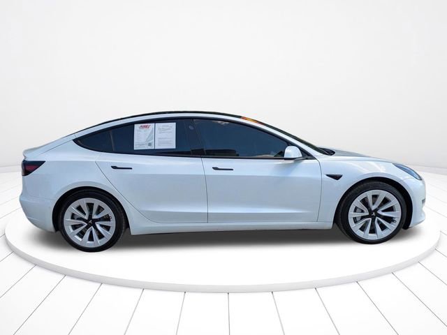 Used 2021 Tesla Model 3 Standard Range Plus RWD image 3