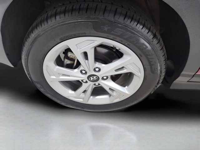 Used 2023 Hyundai Kona SEL image 13