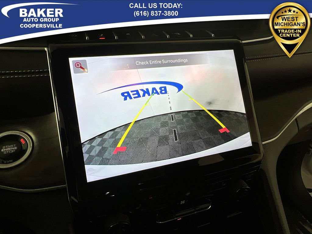 Used 2024 Jeep Grand Cherokee Limited w/ Black Appearance Package image 16