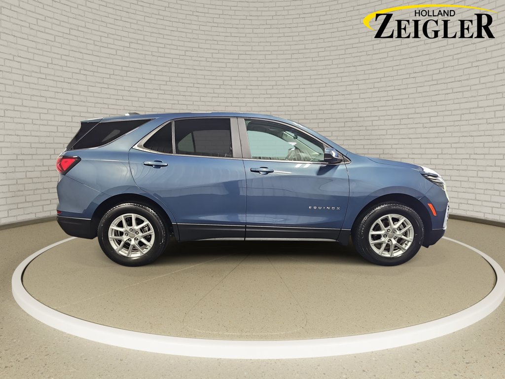 Used 2024 Chevrolet Equinox LT AWD/4WD image 4