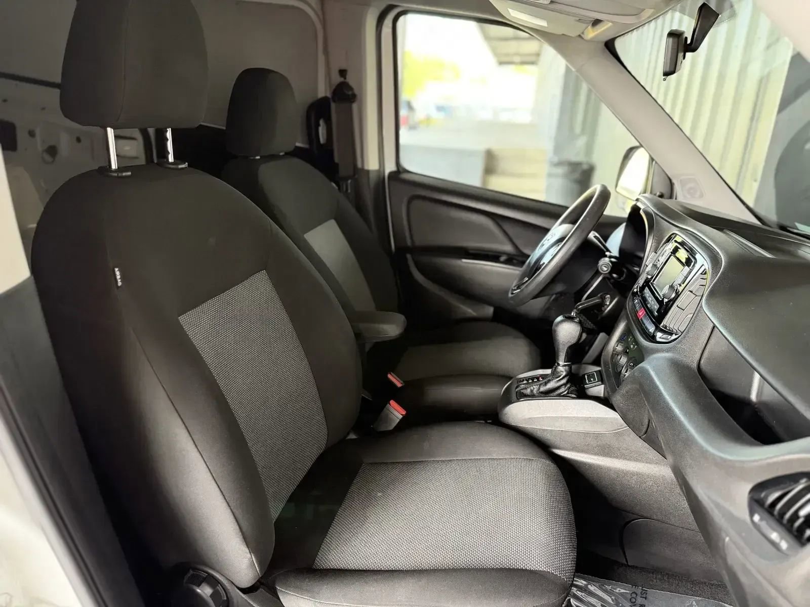 Used 2019 RAM ProMaster City Tradesman image 17