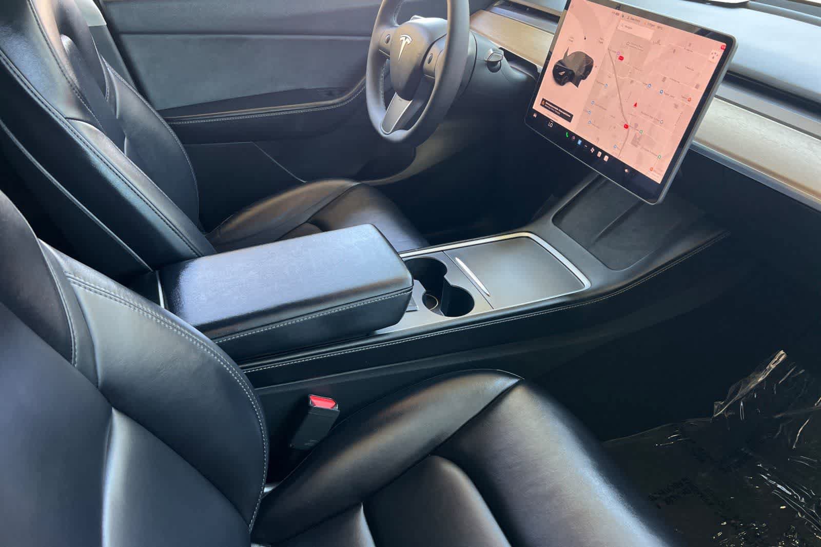 Used 2022 Tesla Model Y Performance AWD/4WD image 19