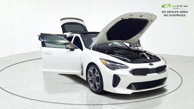 Used 2020 Kia Stinger GT1 RWD image 11