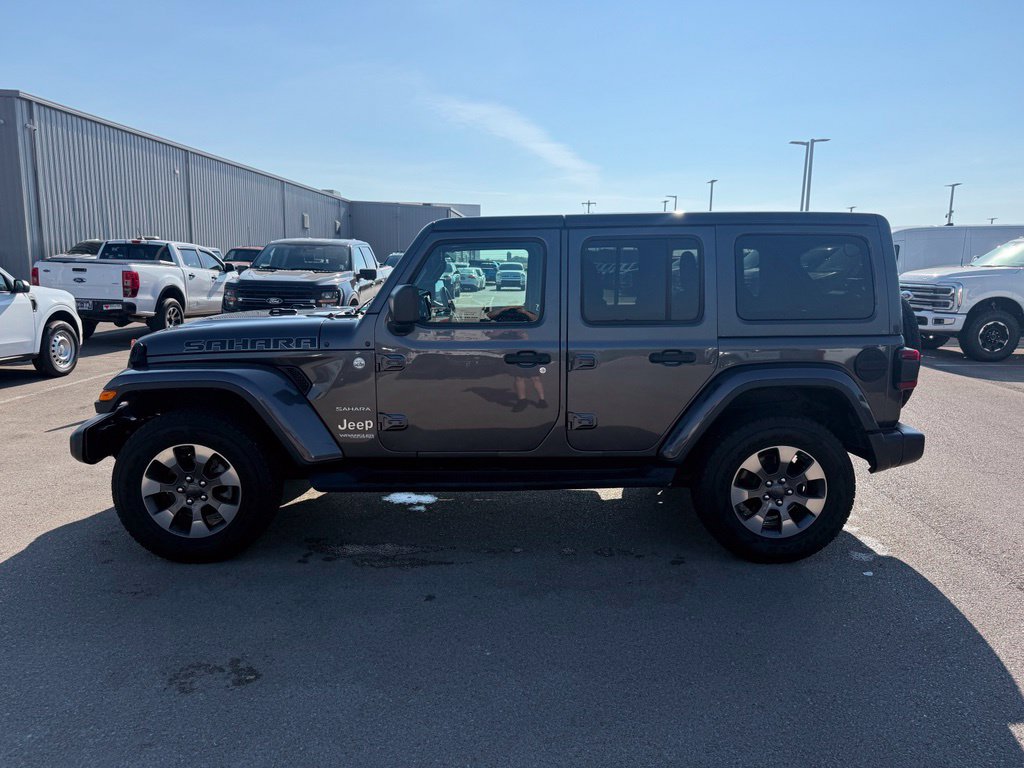 Used 2019 Jeep Wrangler Unlimited Sahara AWD/4WD image 22