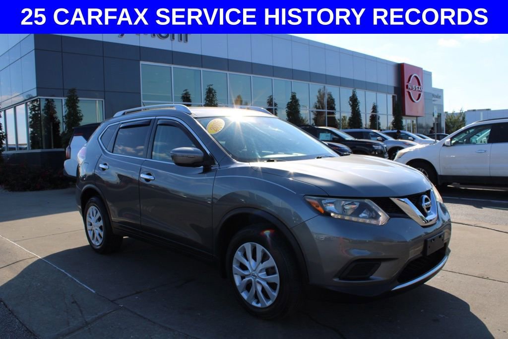 Used 2016 Nissan Rogue S w/ Appearance Package