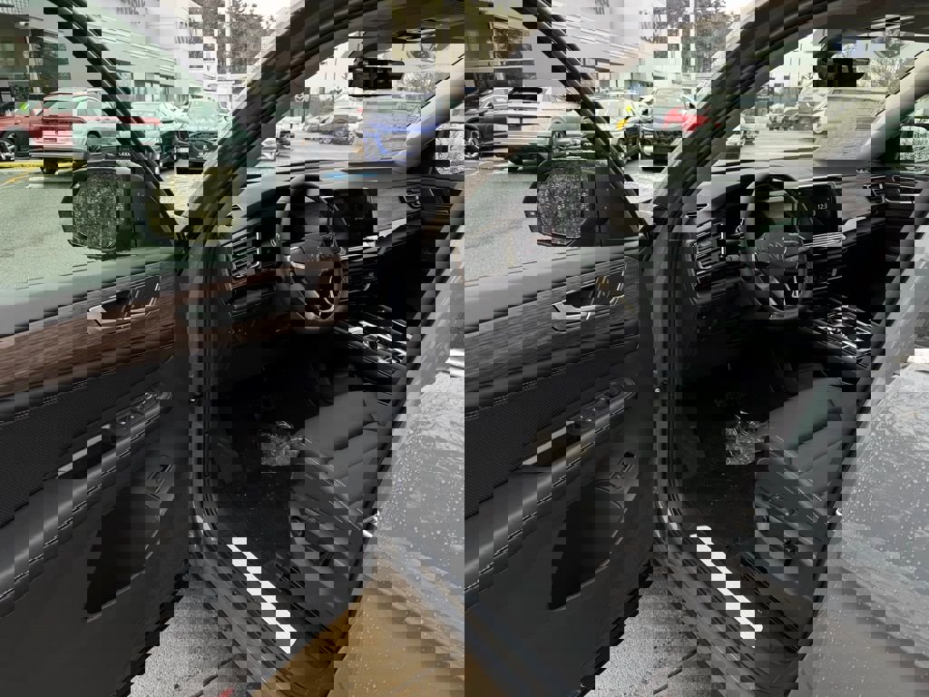 New 2026 Volkswagen Atlas SEL image 18