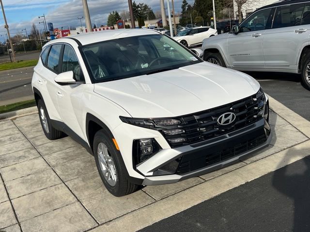 New 2026 Hyundai Tucson SE image 7