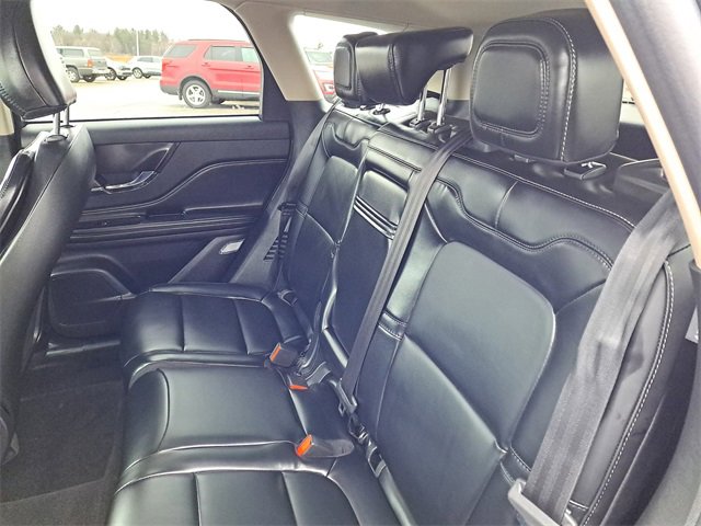 Used 2026 Lincoln Corsair Premiere w/ Towing Package image 21