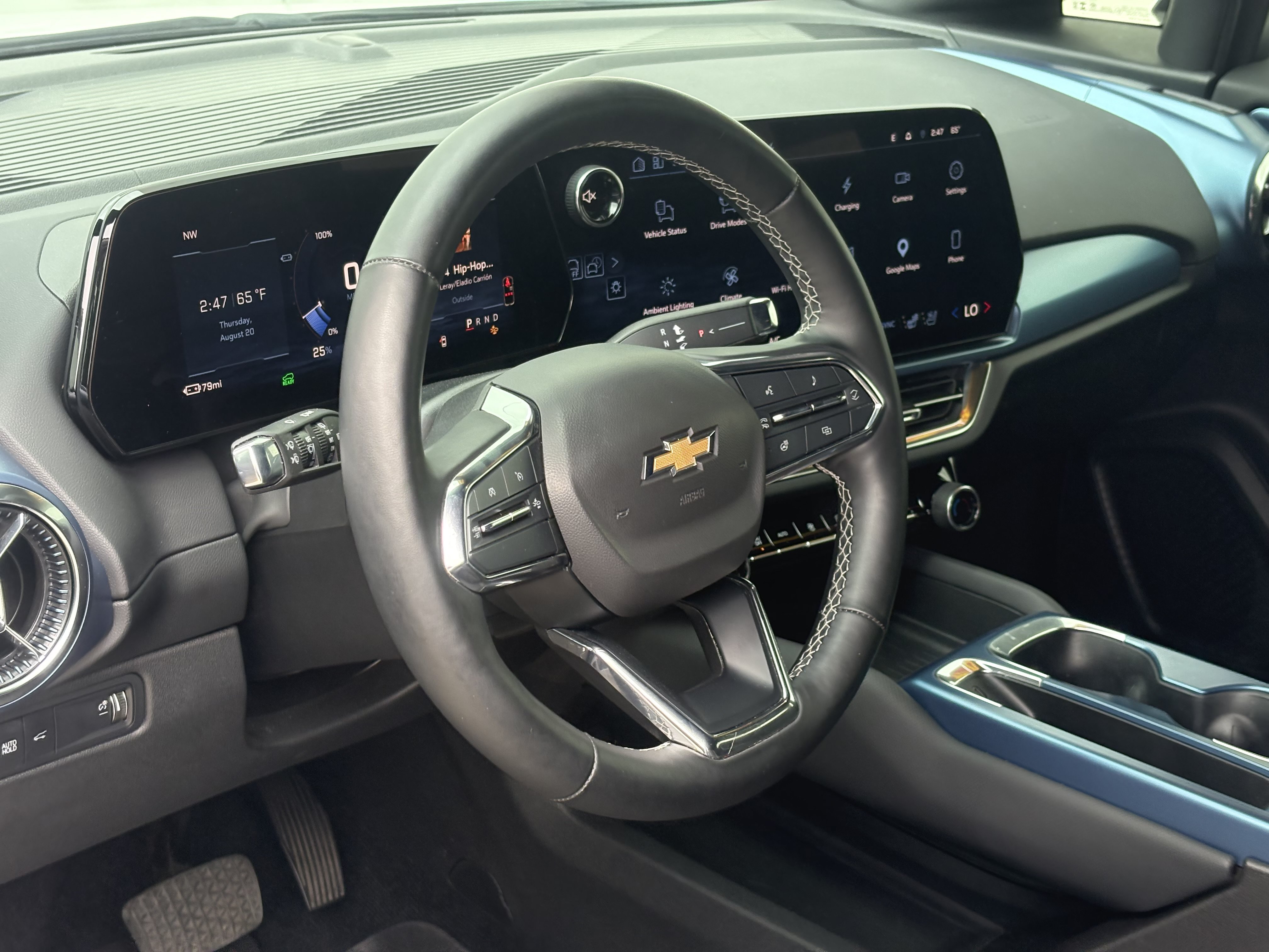 Used 2024 Chevrolet Equinox EV LT w/ LPO, Blackout Package FWD image 14