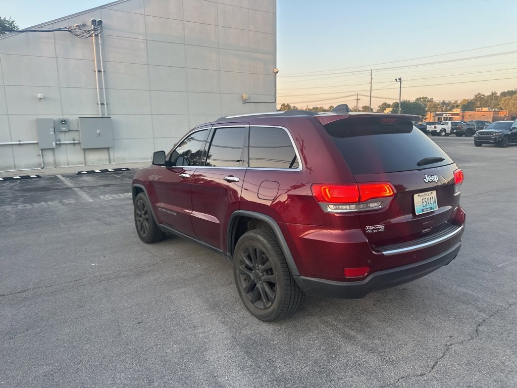 Used 2017 Jeep Grand Cherokee Limited w/ Luxury Group II image 7