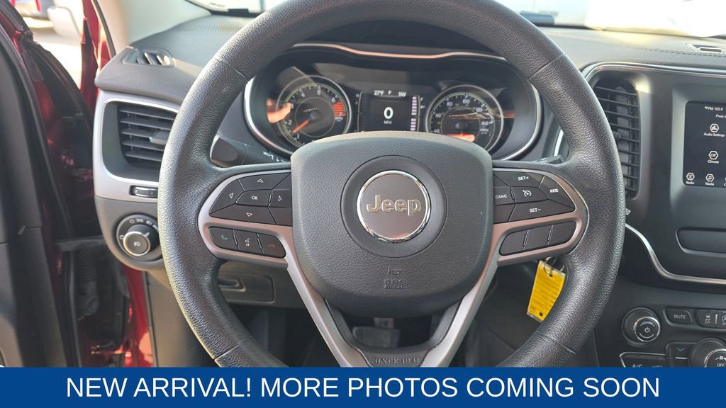 Used 2019 Jeep Cherokee Latitude w/ Popular Appearance Group image 14