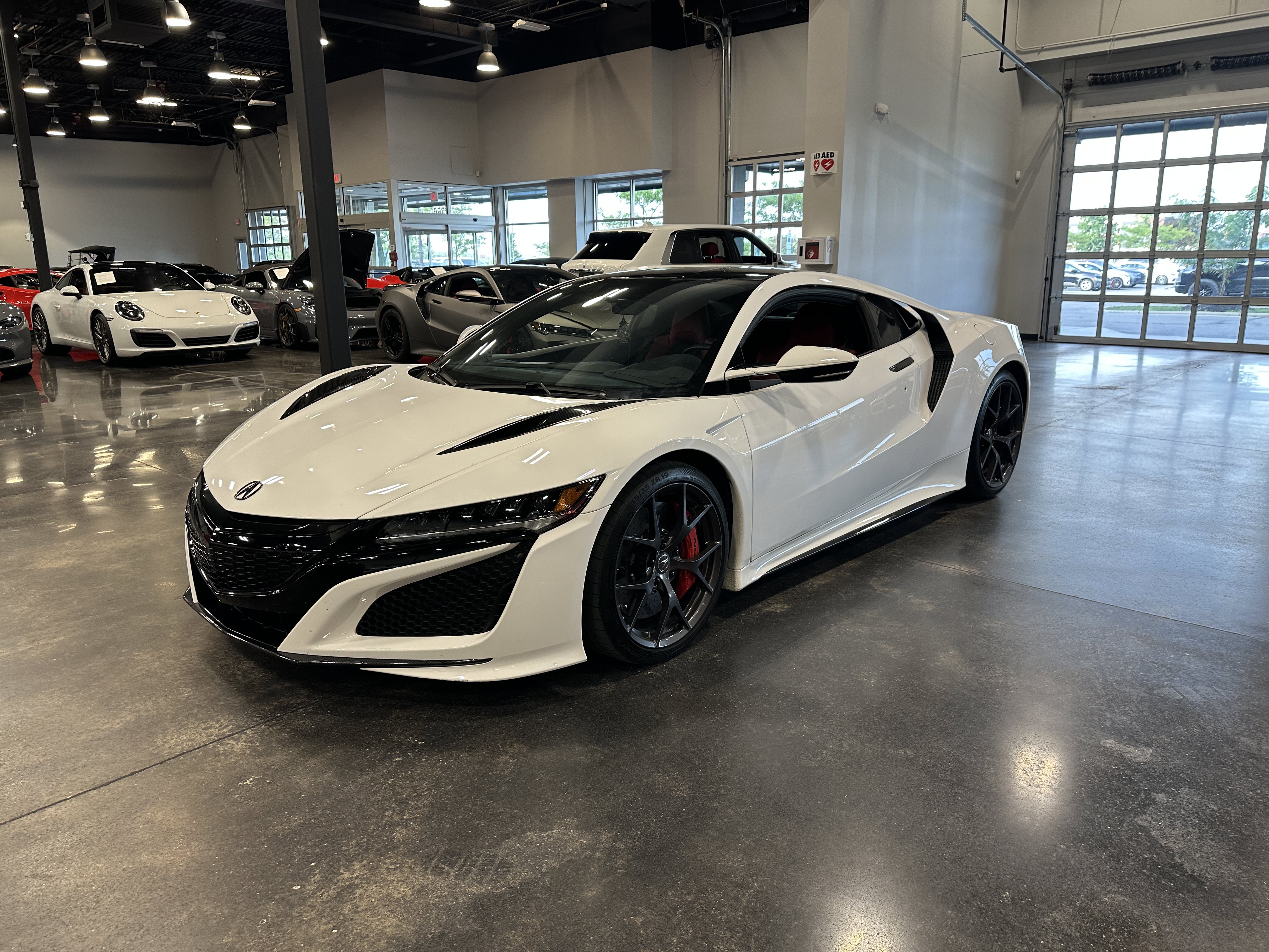Used 2017 Acura NSX AWD/4WD image 3