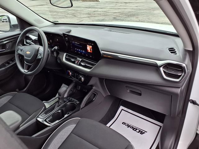 Used 2025 Chevrolet TrailBlazer LT AWD/4WD image 84