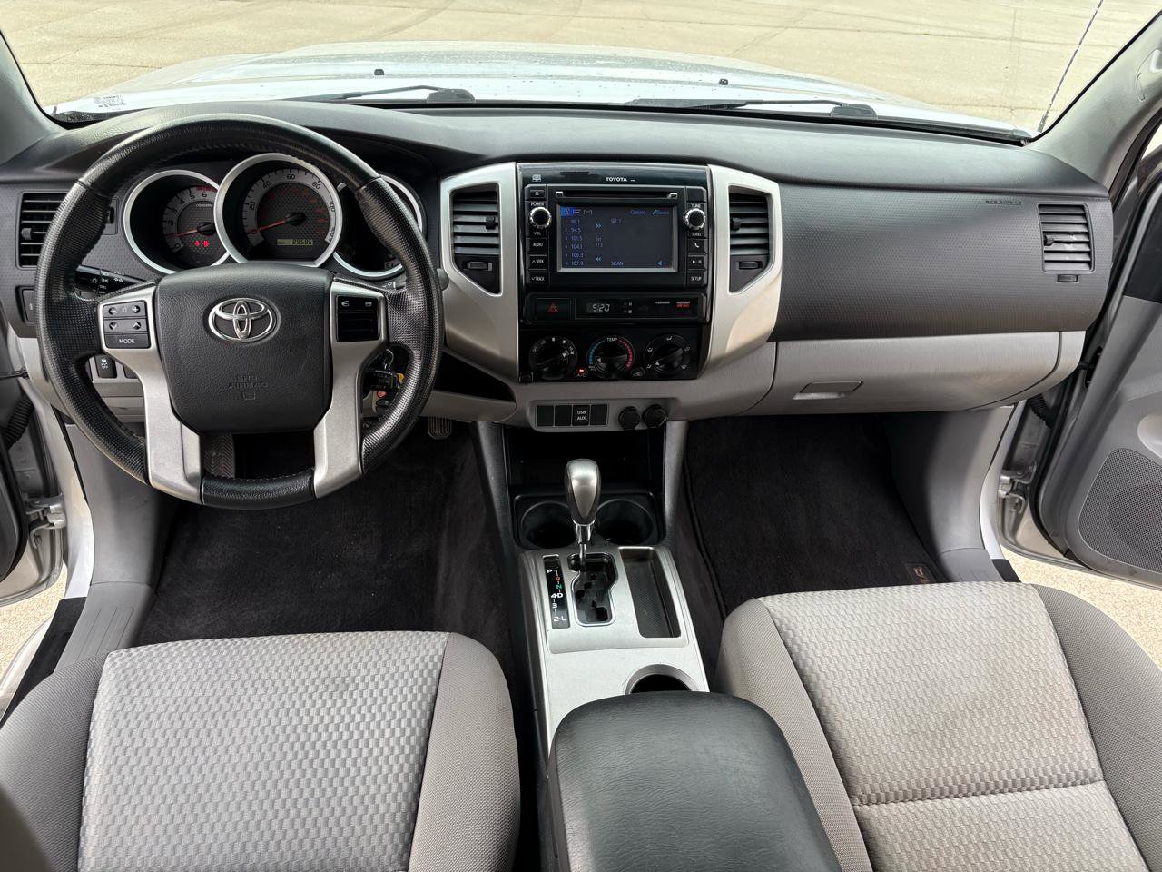 Used 2013 Toyota Tacoma PreRunner w/ SR5 Pkg image 18