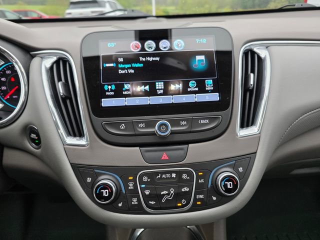 Used 2017 Chevrolet Malibu Premier w/ Premier Sun and Wheel Package FWD image 28
