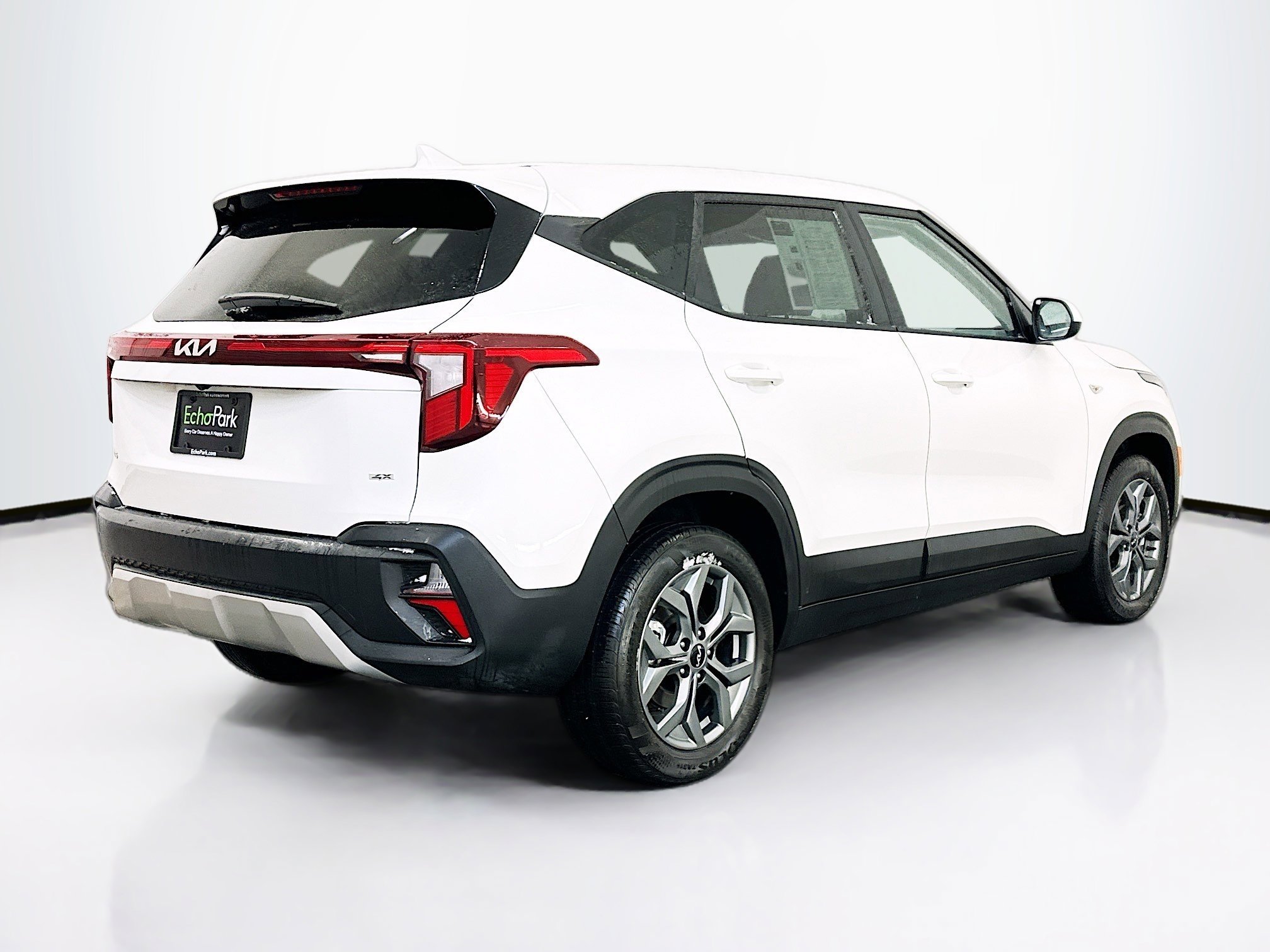 Used 2026 Kia Seltos LX AWD/4WD image 9