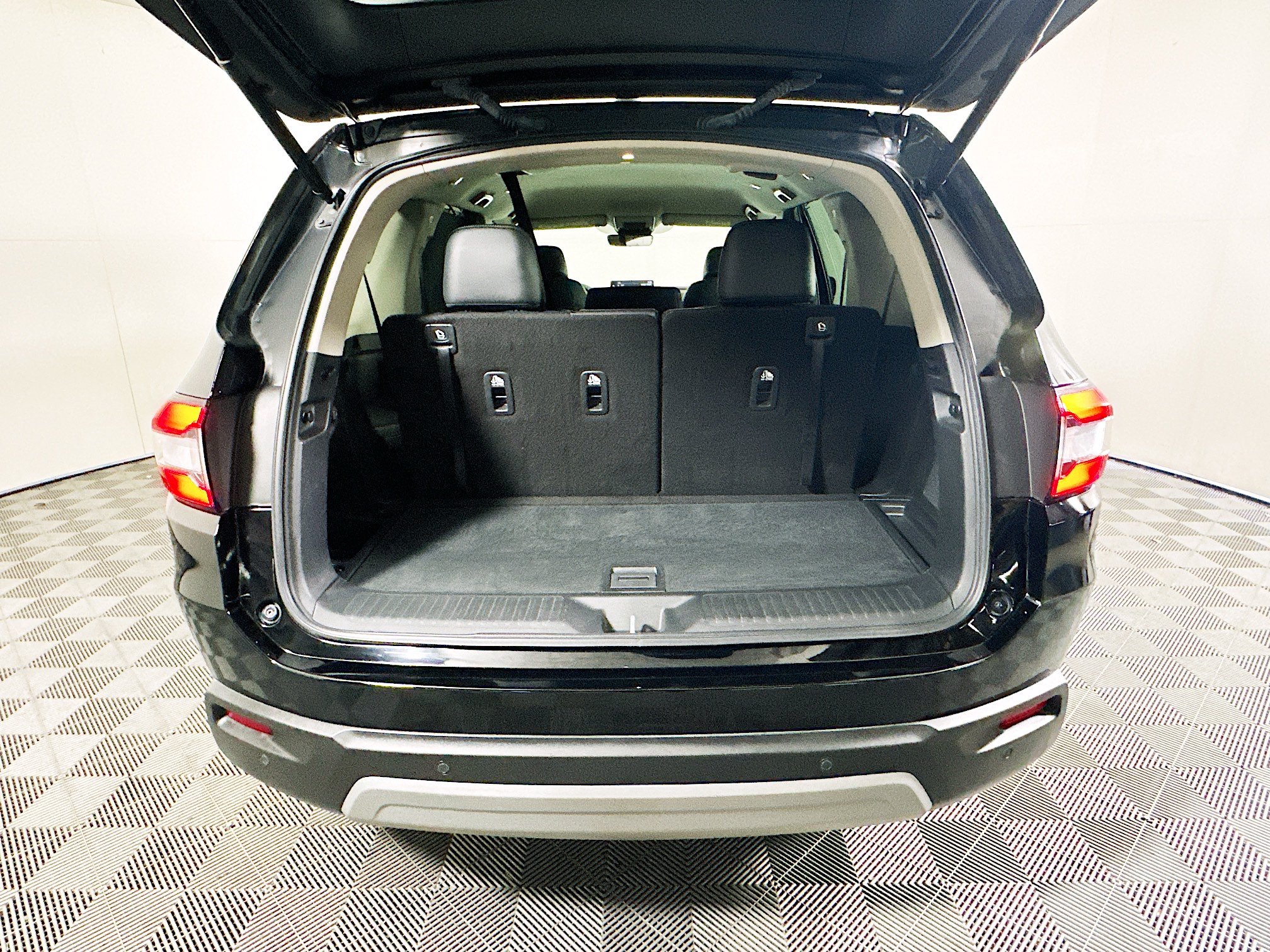 Used 2025 Honda Pilot EX-L image 31