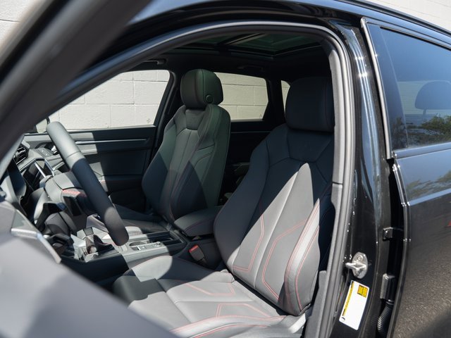 New 2025 Audi Q3 2.0T Premium Plus image 8