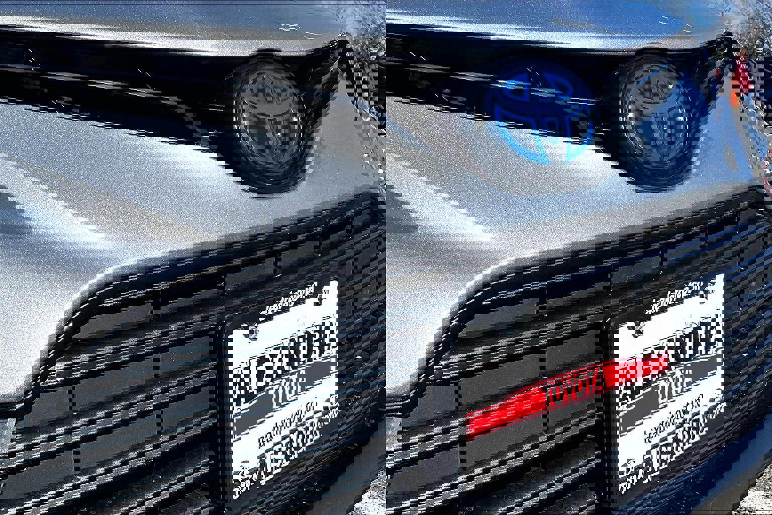 Used 2023 Toyota Camry LE image 28