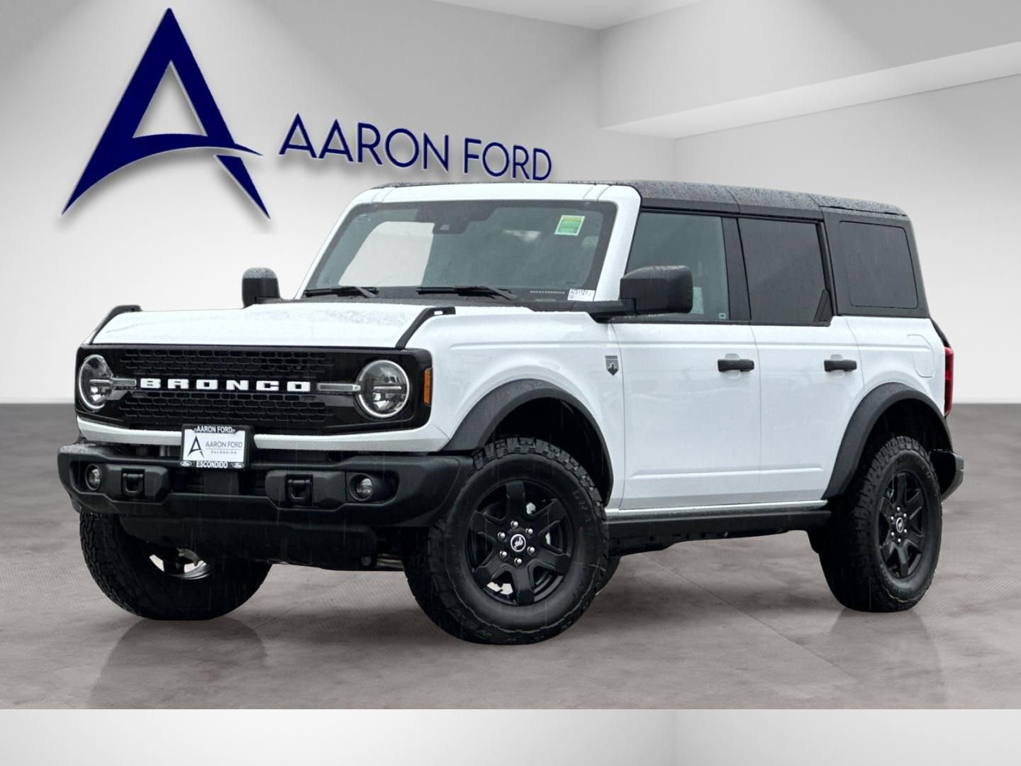 New 2025 Ford Bronco Big Bend w/ Black Diamond Package AWD/4WD image 2