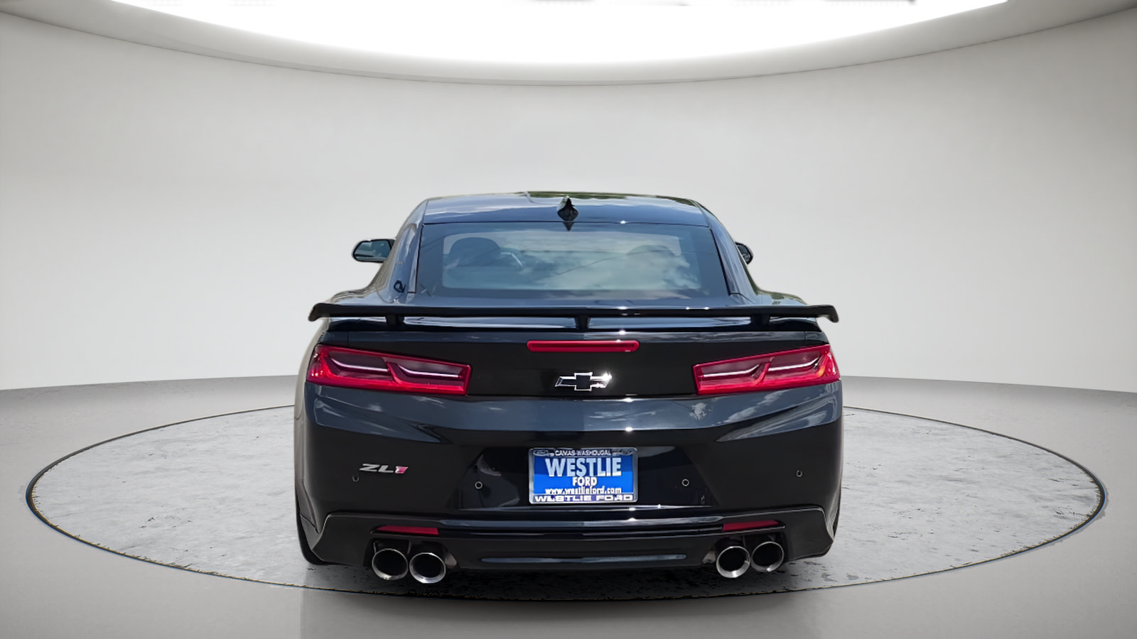 Used 2018 Chevrolet Camaro ZL1 RWD image 8