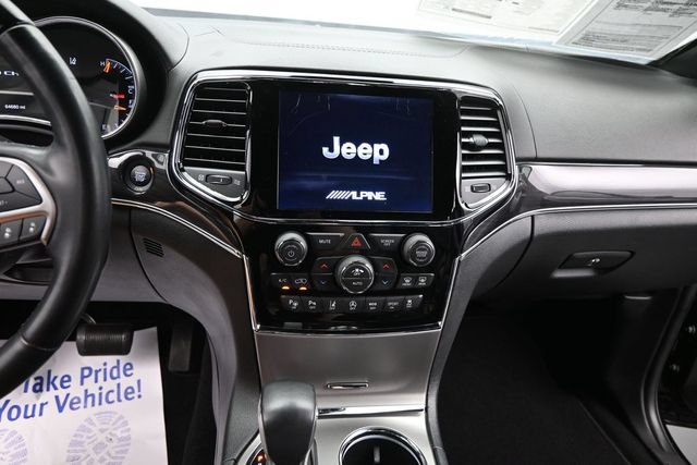 Used 2020 Jeep Grand Cherokee Overland AWD/4WD image 21