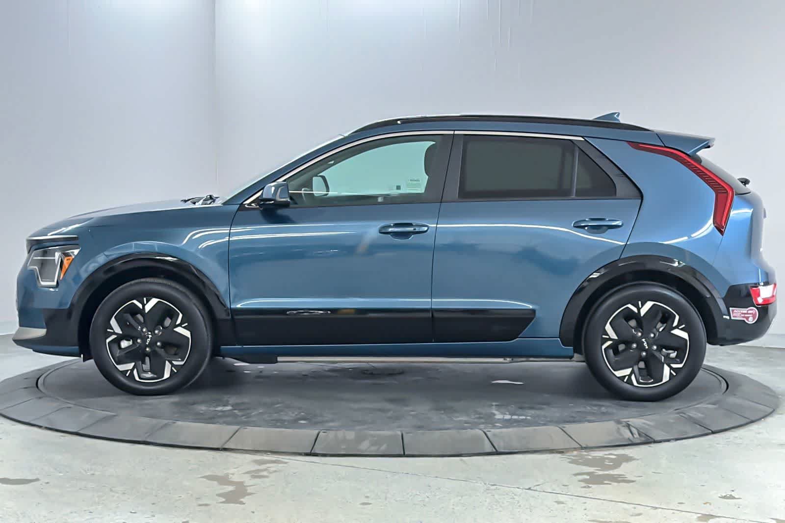 Used 2024 Kia Niro Wind FWD image 5