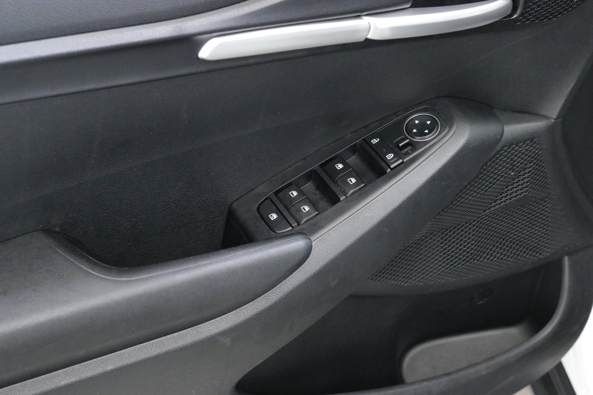 Used 2021 Kia Seltos LX image 20