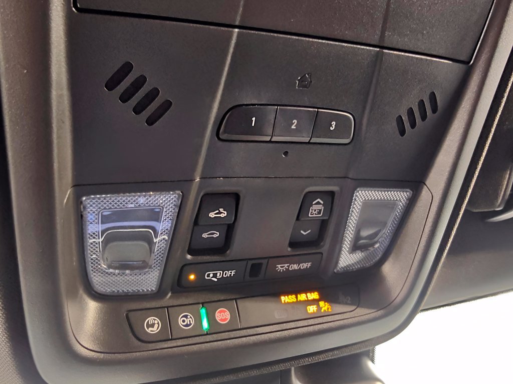 Used 2023 Cadillac XT4 Luxury AWD/4WD image 10