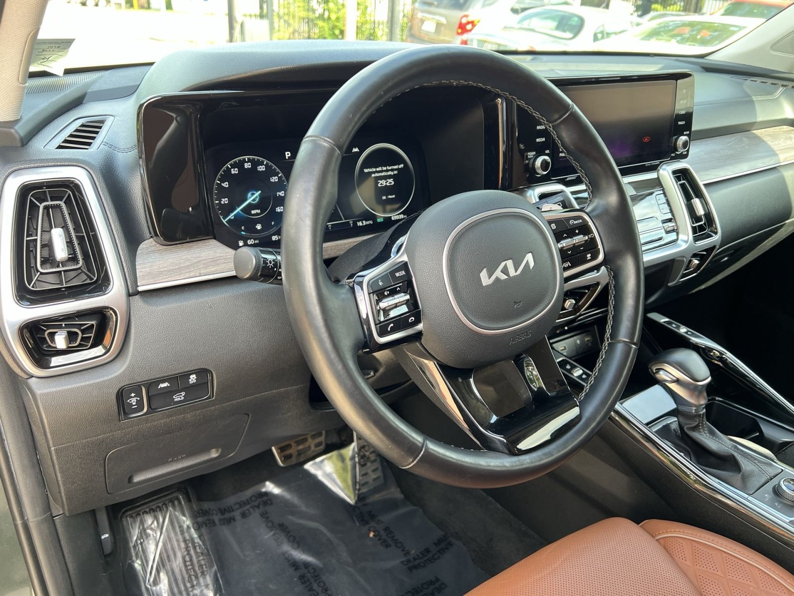 Used 2022 Kia Sorento SX Prestige w/ Rust Color Package AWD/4WD image 21