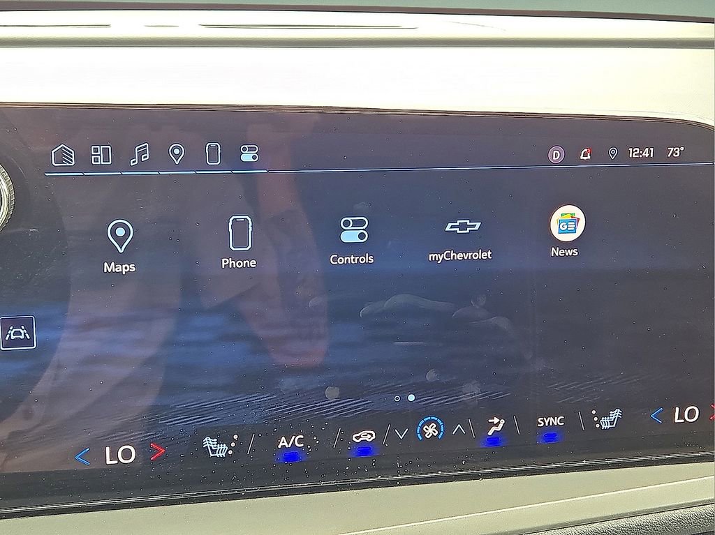 Used 2025 Chevrolet Traverse LT image 27