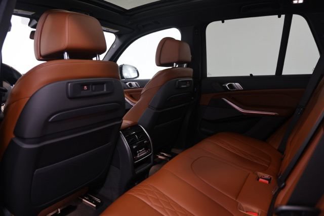 Used 2023 BMW X5 M50i w/ Executive Package AWD/4WD image 37