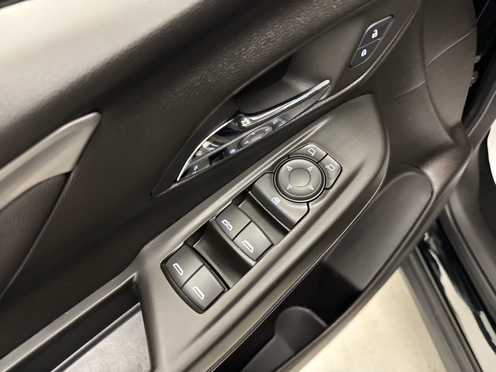 Certified 2023 Chevrolet Bolt LT FWD image 13
