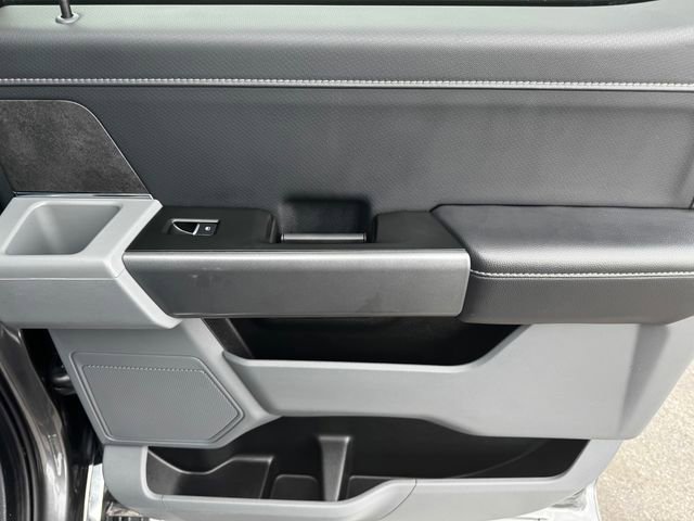 Used 2025 Ford F150 XLT w/ Equipment Group 301A Standard image 16