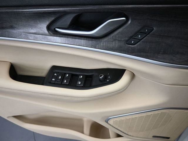 Used 2021 Jeep Grand Cherokee L Limited w/ Luxury Tech Group II image 37