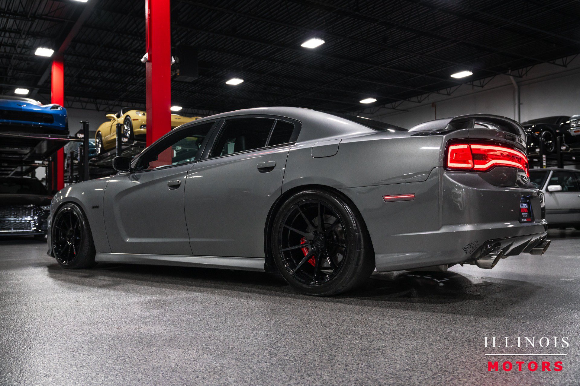 Used 2012 Dodge Charger SRT8 w/ Adaptive Cruise Control Group RWD image 3
