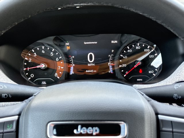 Used 2024 Jeep Compass Latitude AWD/4WD image 14