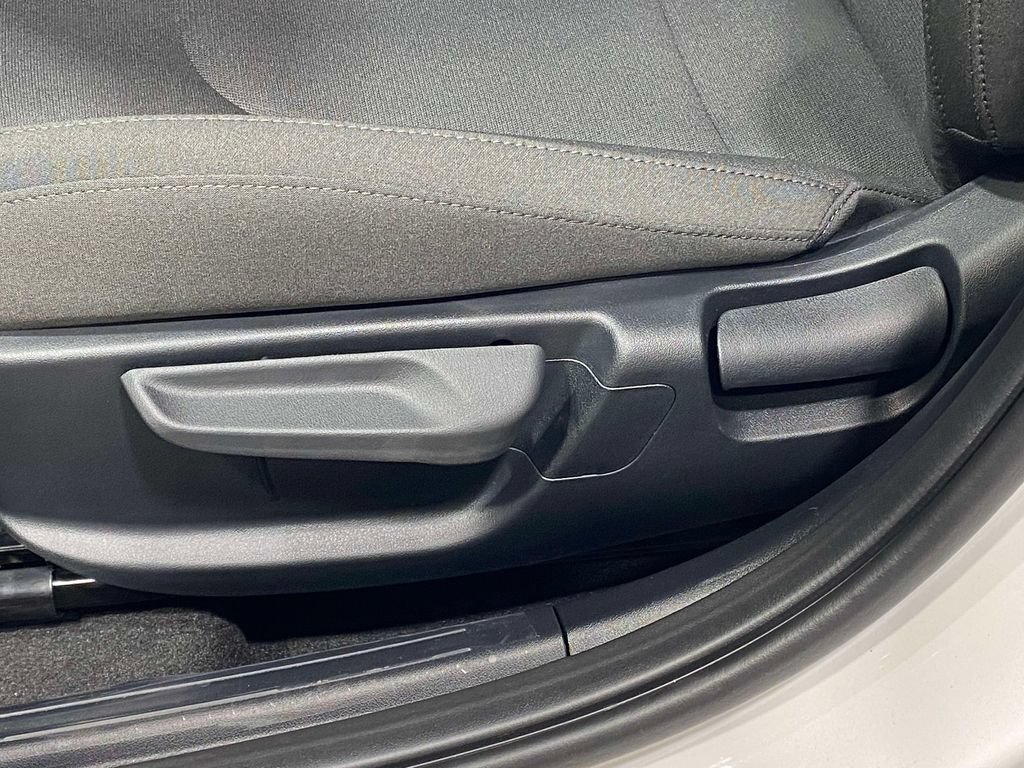 New 2026 Kia K4 FWD image 18