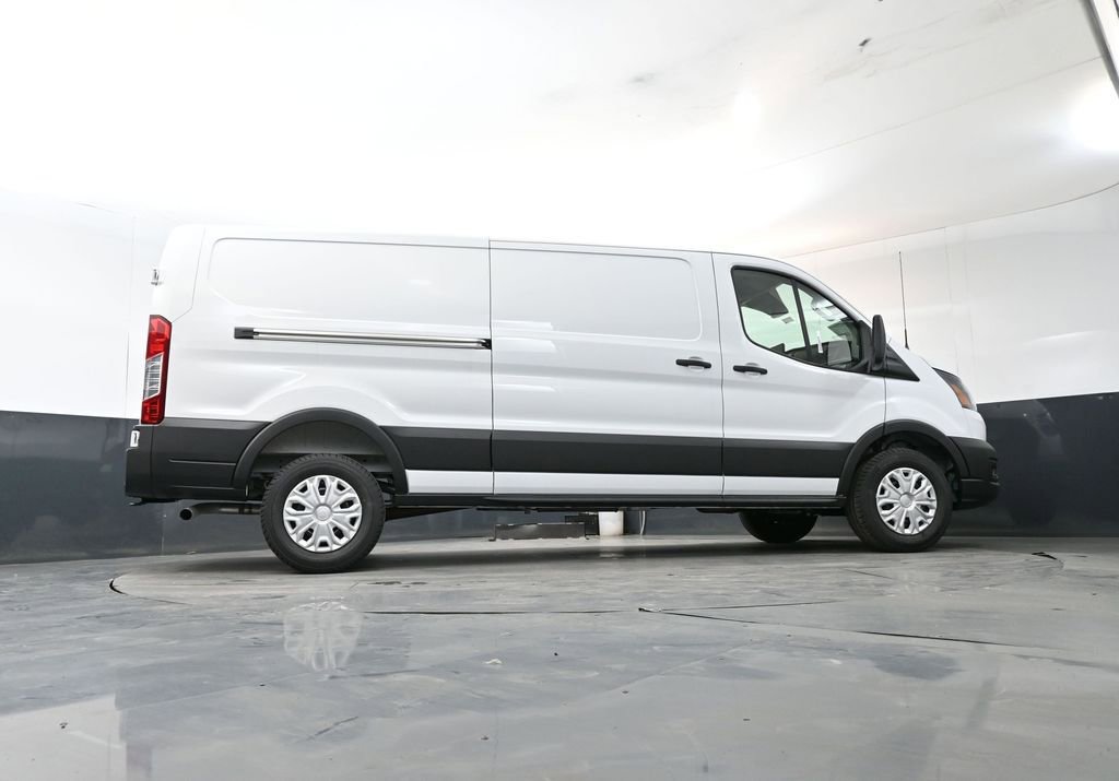 New 2026 Ford Transit 250 Low Roof RWD image 16