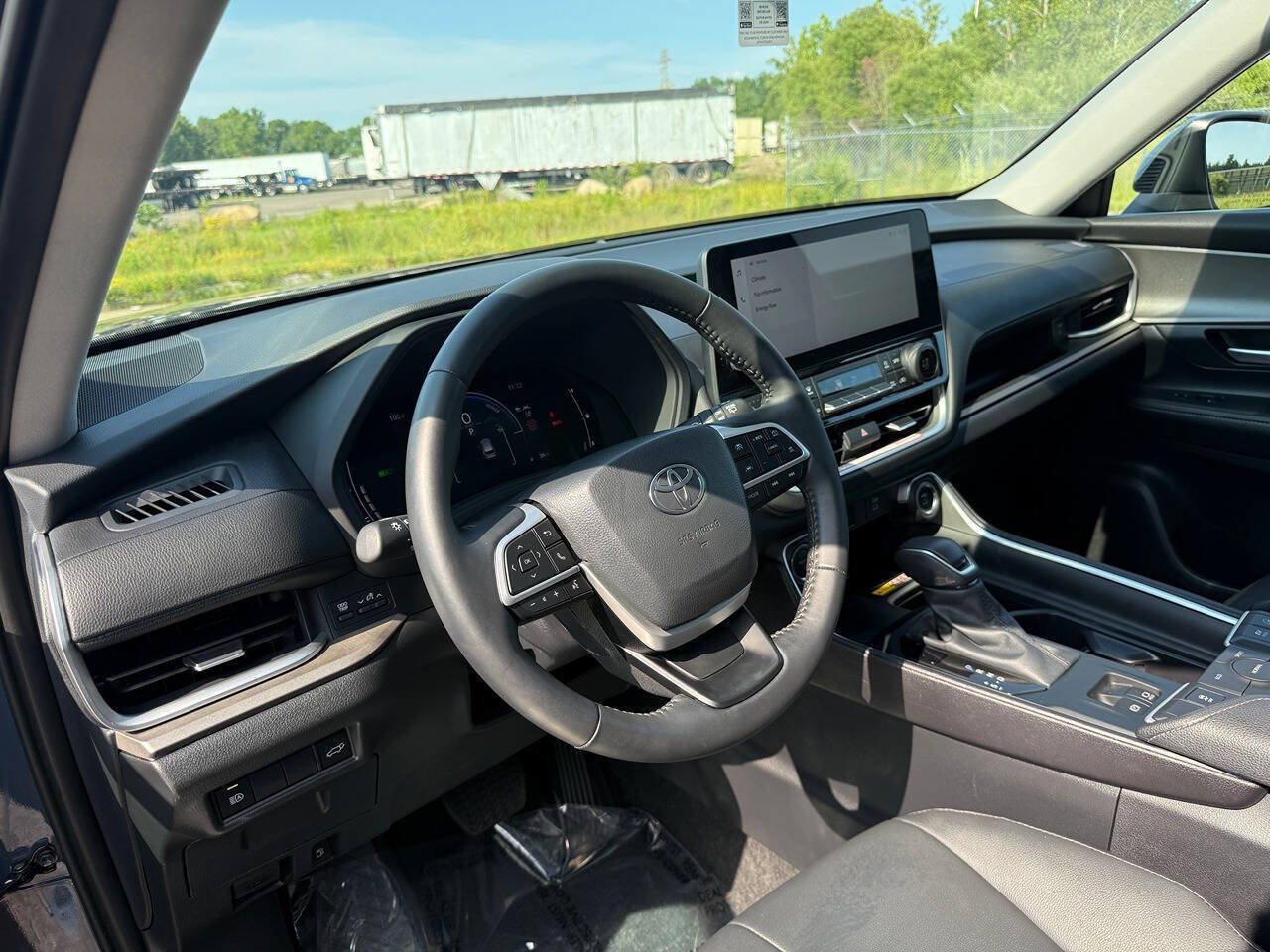 Used 2026 Toyota Grand Highlander AWD Hybrid image 10