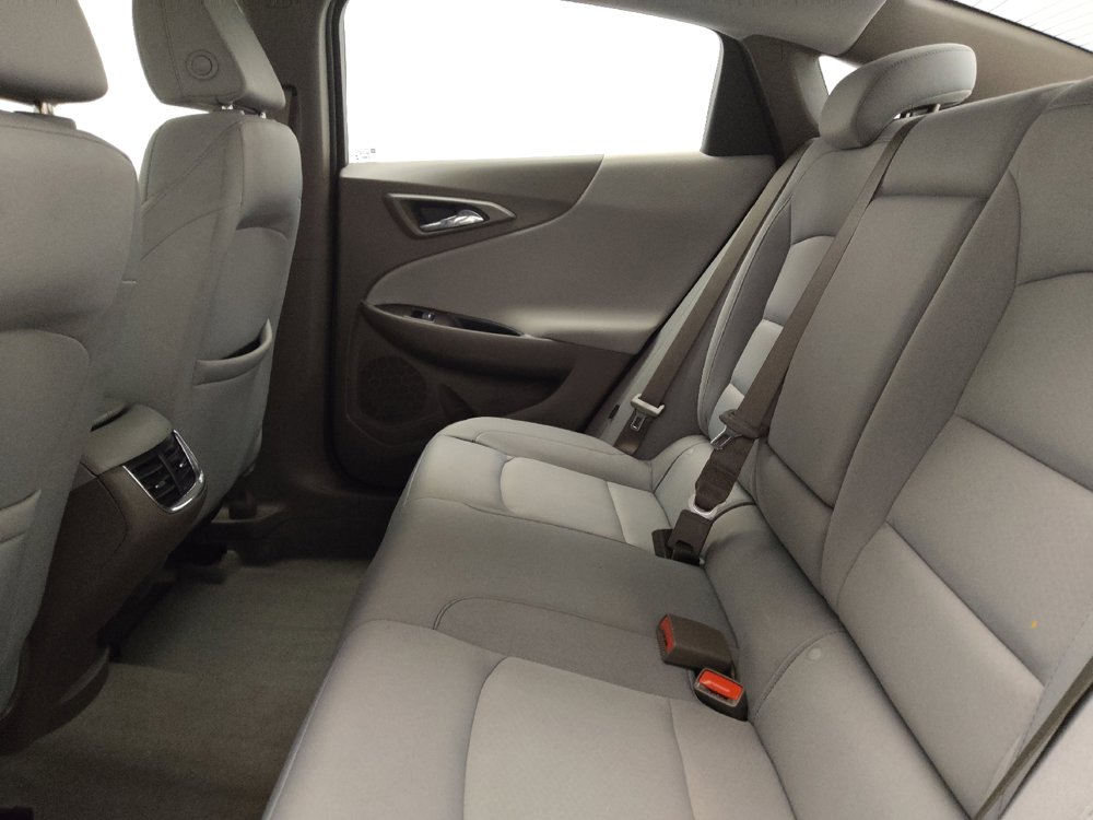 Used 2021 Chevrolet Malibu LT FWD image 18