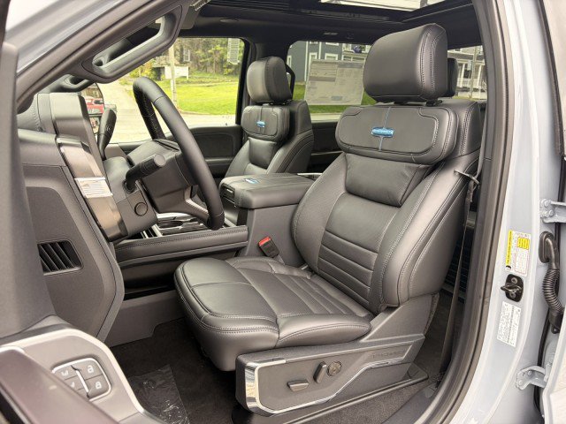 New 2027 Ford F250 Platinum w/ Tremor Off-Road Package AWD/4WD image 33