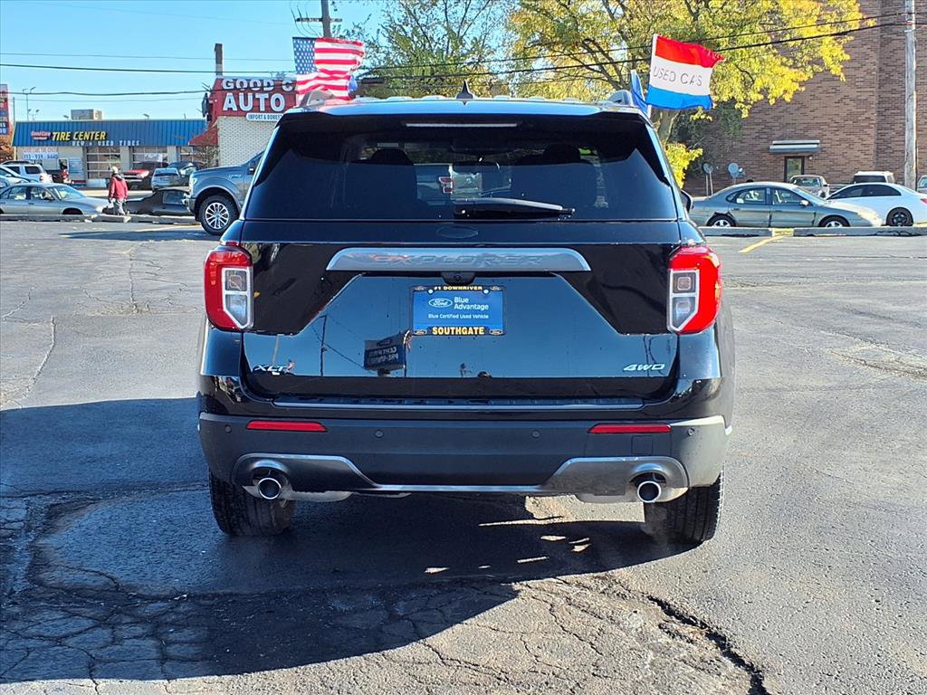 Used 2023 Ford Explorer XLT w/ Equipment Group 202A image 23