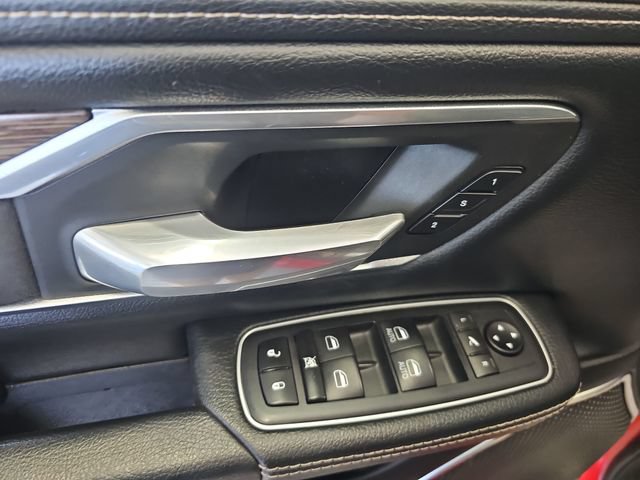 Used 2020 RAM 1500 Laramie AWD/4WD image 11