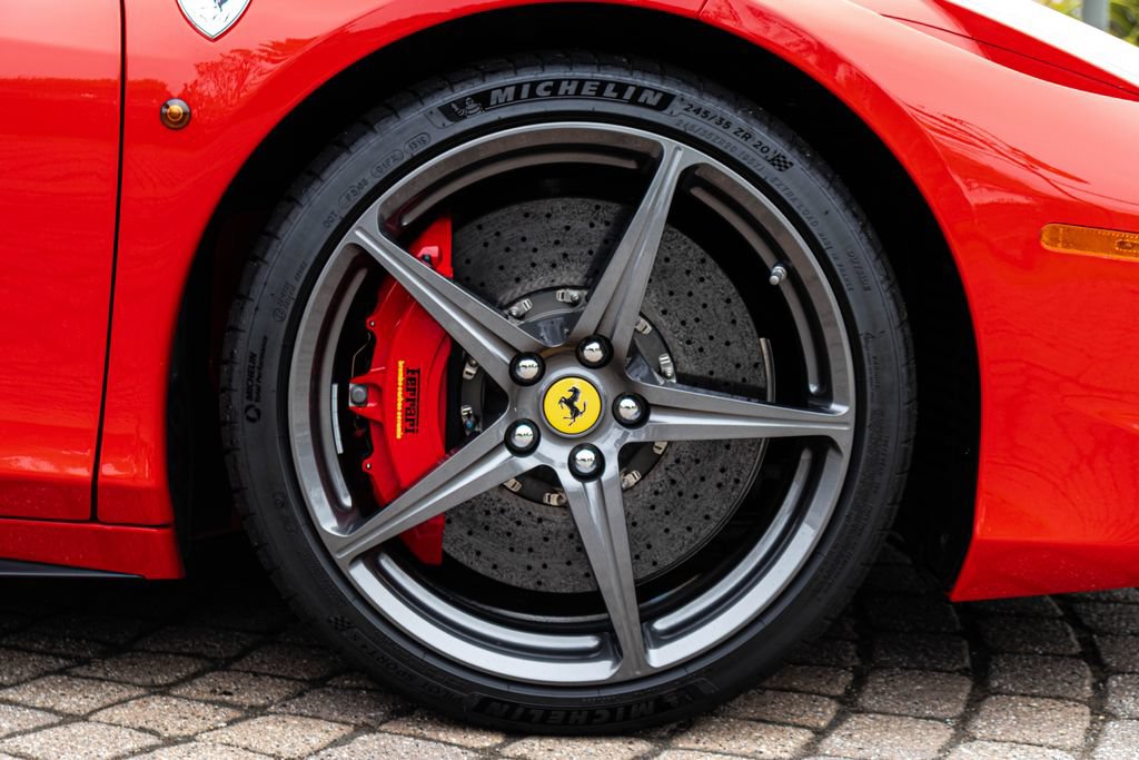 Used 2015 Ferrari 458 Italia Coupe RWD image 60